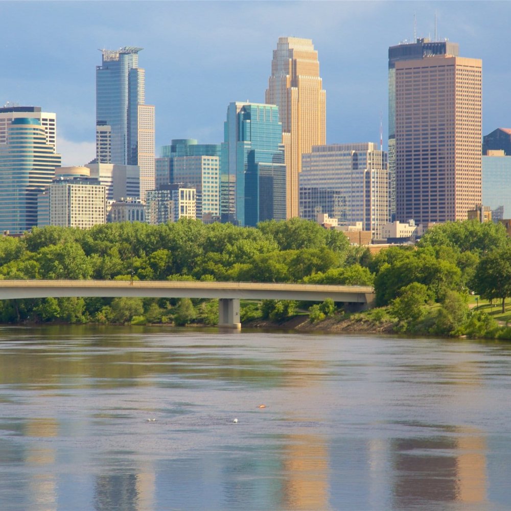 Embark on the Ultimate Road Trip Around Minneapolis, MN, US: Routes, Tips & Hidden Gems