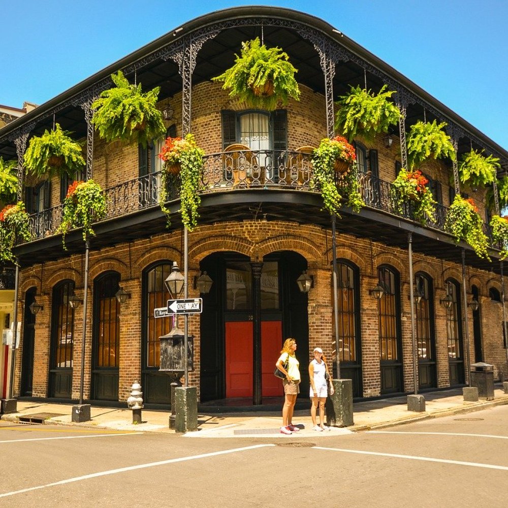 Unforgettable Road Trip Around New Orleans, LA, US: Routes, Tips & Hidden Gems