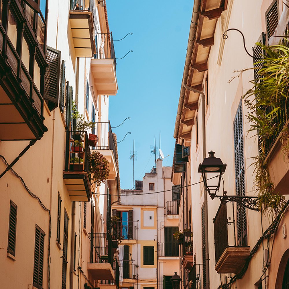 Your Ultimate Road Trip Around Palma de Mallorca, ES: Routes, Tips & Hidden Gems