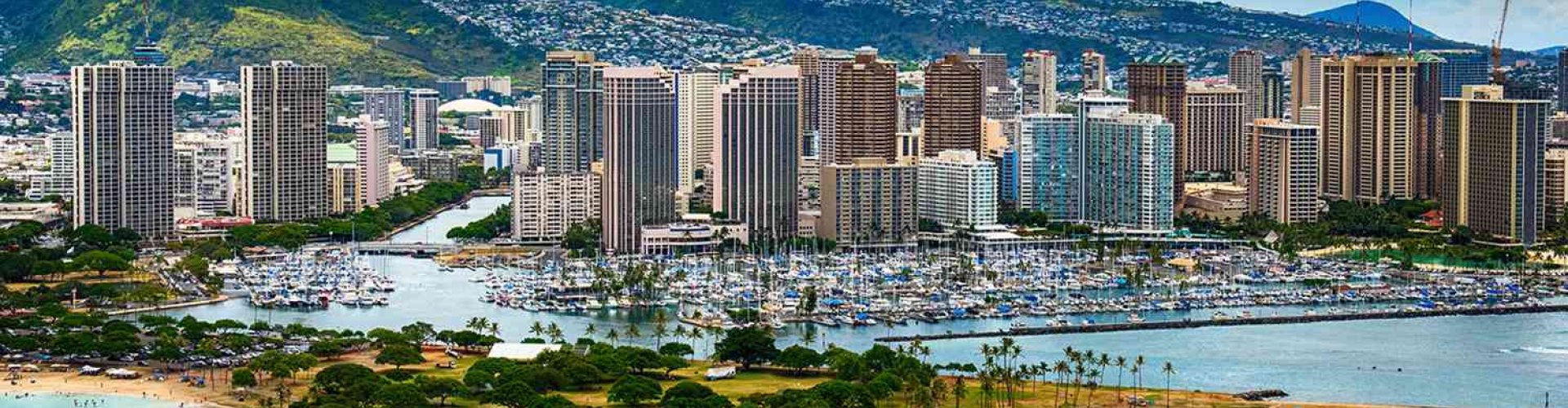 Sunset drive around Honolulu