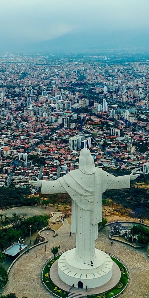 Scenic route near Cochabamba, BO