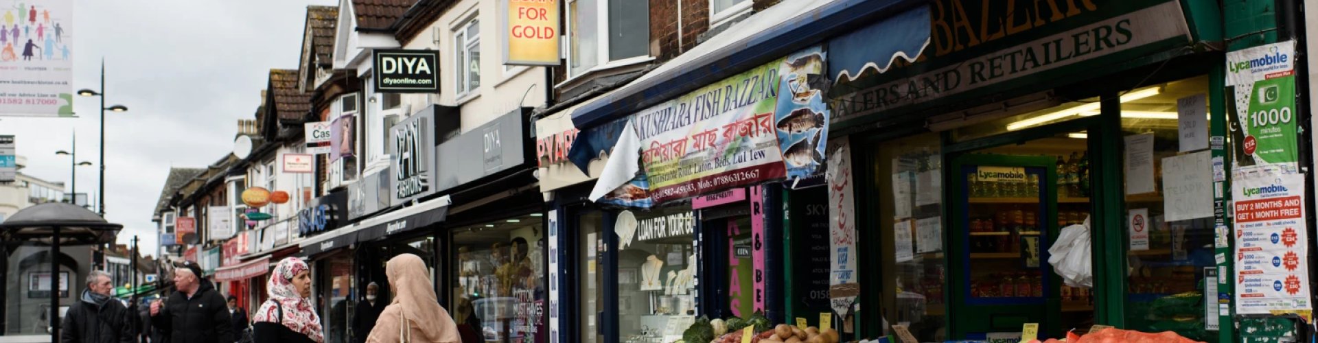 Scenic road near Luton