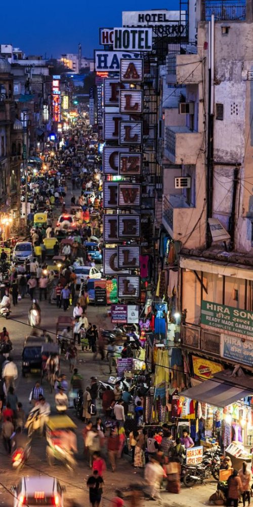 Scenic road near New Delhi