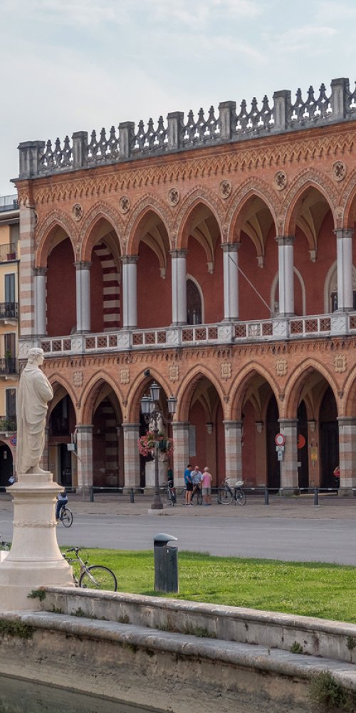 Scenic drive near Padua