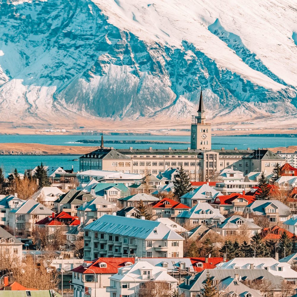 The Ultimate Road Trip Around Reykjavík, IS: Routes, Tips & Hidden Gems