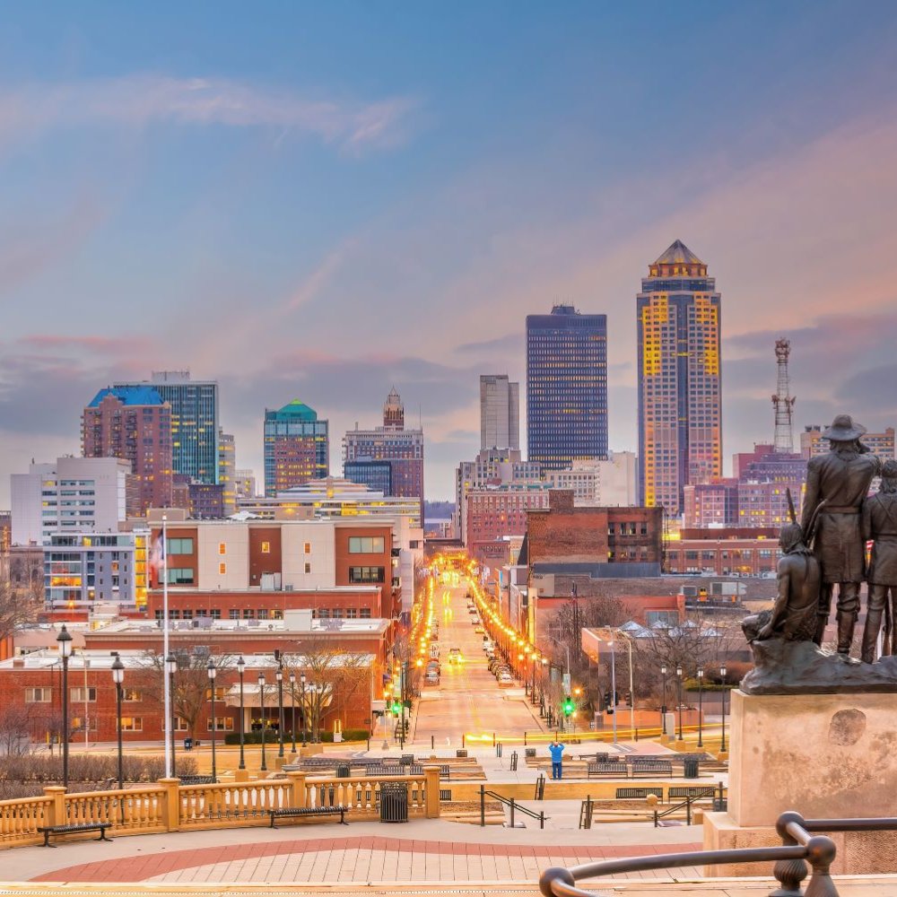 Your Ultimate Guide to Planning a Road Trip Around Des Moines, IA, US